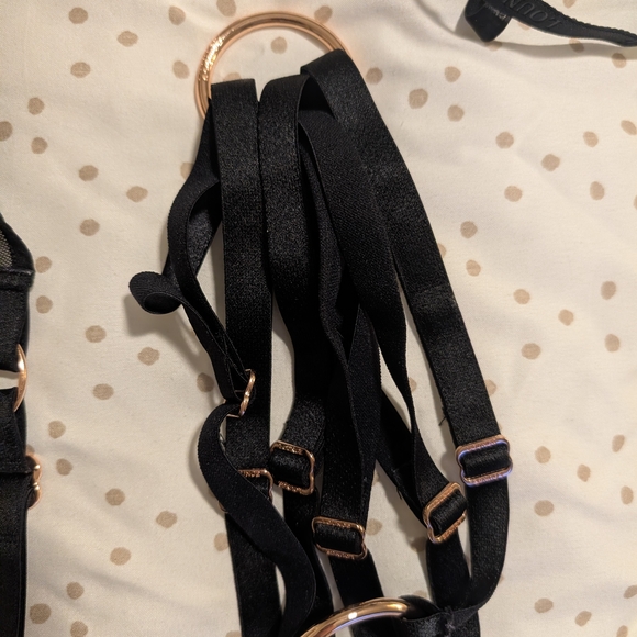 Luna Lounge Lingerie Set - Picture 7 of 8